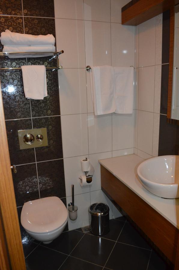Atlas Otel บูร์ซา ภายนอก รูปภาพ